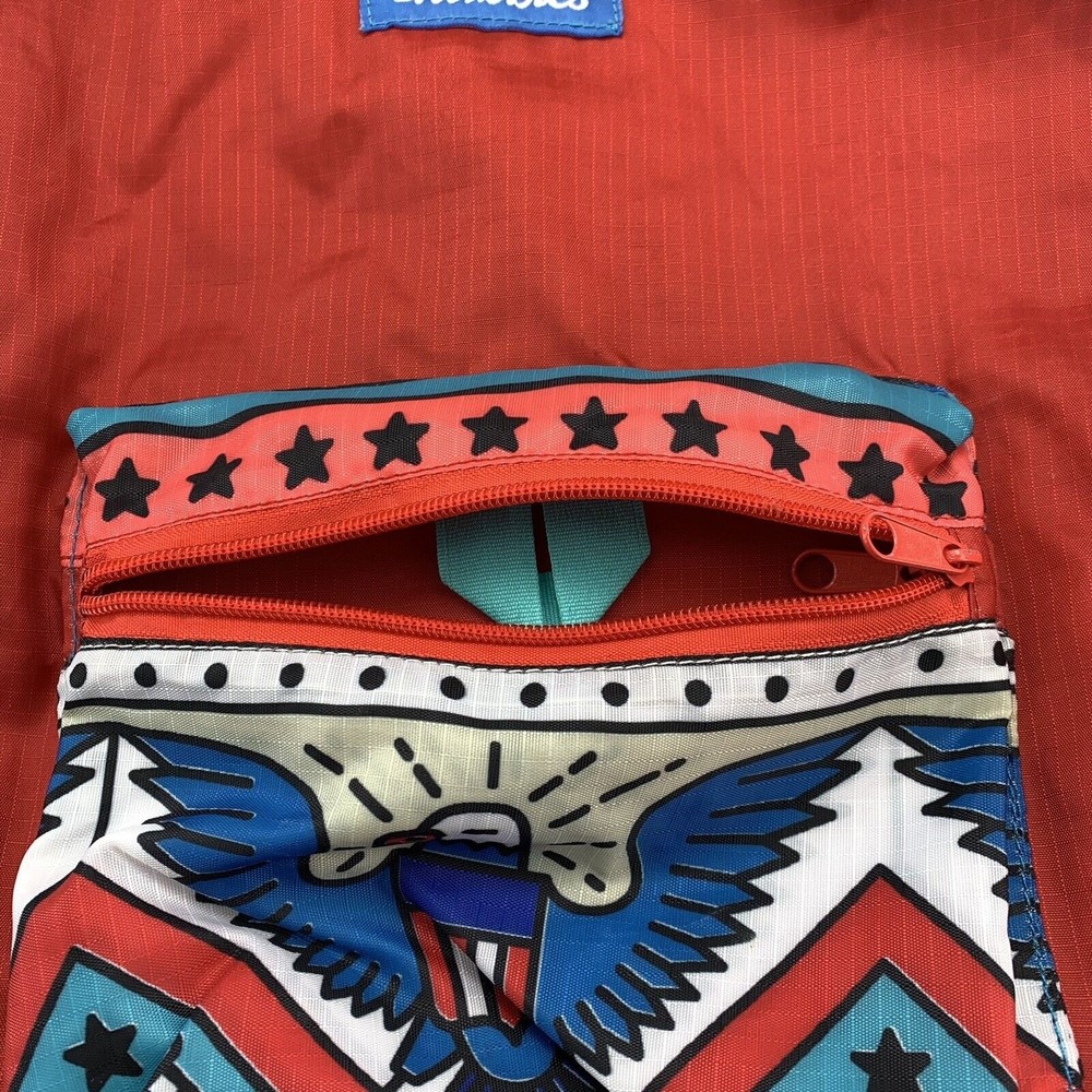Chubbies Stowaway Lightweight Zip Backpack Patriotic Eagle USA Design Blue Red - Picture 6 of 6
